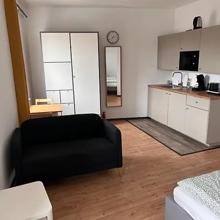 B Zur Ewigen Lampe Dritte Etage Brühl