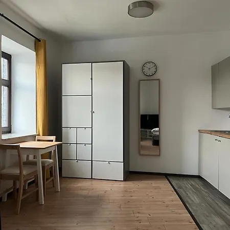 B Zur Ewigen Lampe Dritte Etage