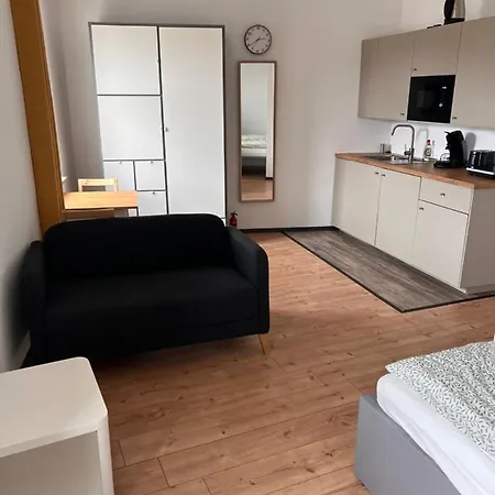 Lägenhet B Zur Ewigen Lampe Dritte Etage Brühl