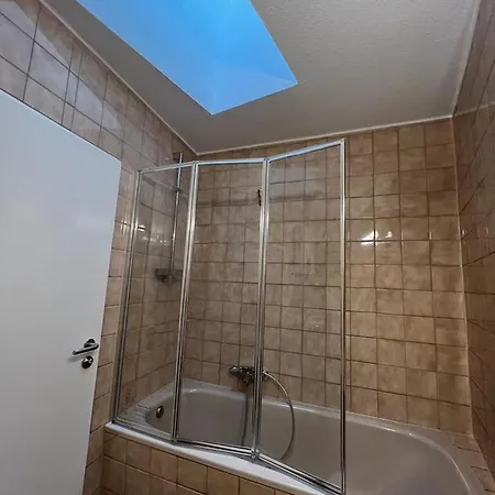 B Zur Ewigen Lampe Dritte Etage Lägenhet