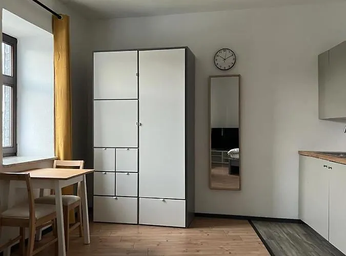 B Zur Ewigen Lampe Dritte Etage