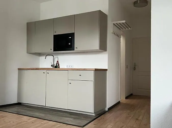 B Zur Ewigen Lampe Dritte Etage * Brühl