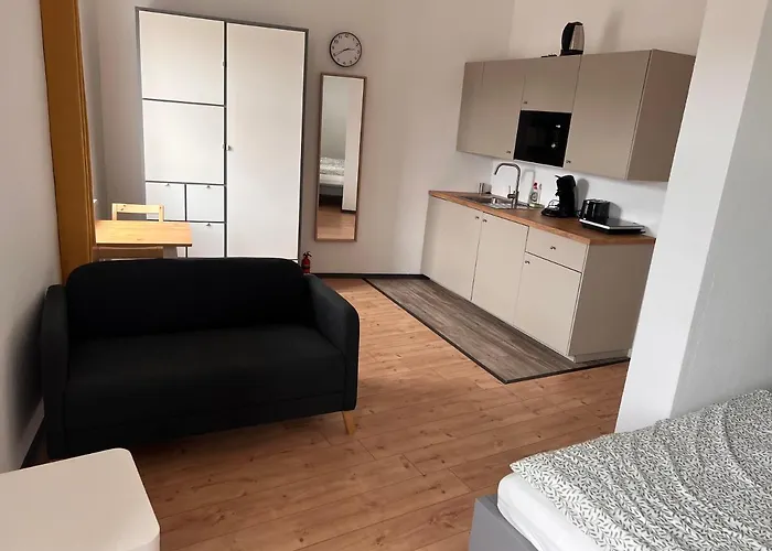 B Zur Ewigen Lampe Dritte Etage *